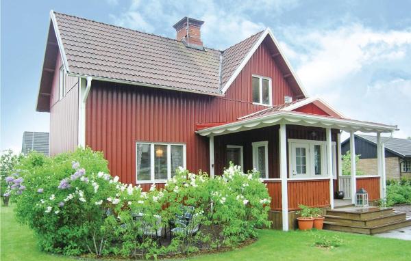 Nella foto è visibile l'oggetto 2 Bedroom Lovely Home In Hultsfred situato nella città di Gnöttlerum.