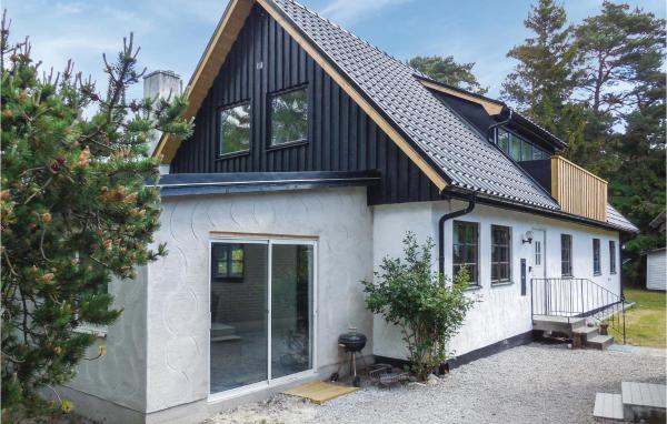 A la foto es mostra l'objecte 3 Bedroom Pet Friendly Home In Borrby situat a la ciutat de Sandby.