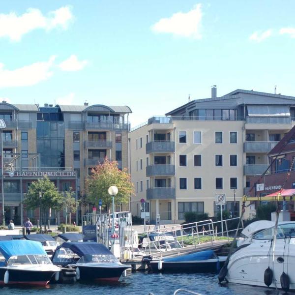 Na fotografii je vidět objekt FW 