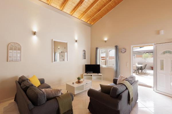 Mythos Modern Loft - ケルキラ島