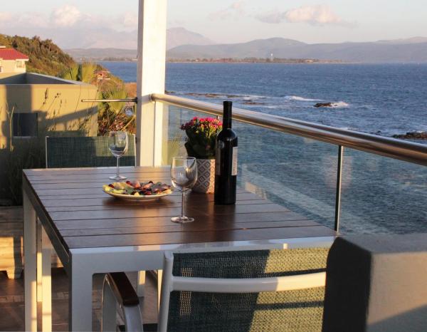 På bildet vises objektet IONIAN BLUE SUITE som ligger i byen Preveza.