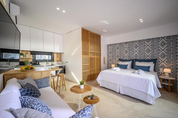 Auf dem Foto ist das Objekt Talise II Modern & Luxury Suite just 2 minutes from the beach in der Stadt Stalida zu sehen.