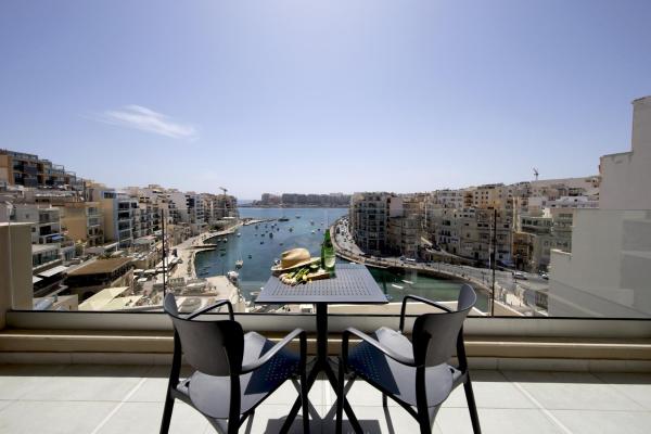 Luxurious 3 bedroom apartment with breathtaking views - MMAI1-1, St Julian's