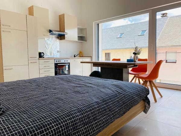 A la foto es mostra l'objecte Nice studio in Luxembourg City situat a la ciutat de Bonnevoie.