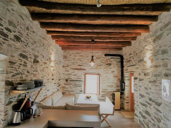 Konaki Hikers Lodge by Andros Routes, Andros