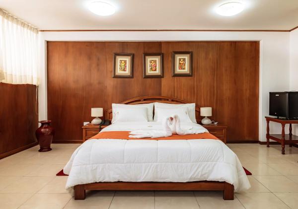 A la foto es mostra l'objecte Recreo Hotel situat a la ciutat de Trujillo.