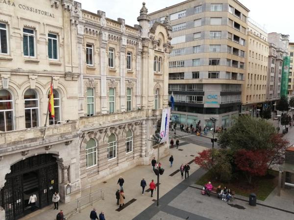 På billedet ses objektet Hostal La Mexicana beliggende i byen Santander.