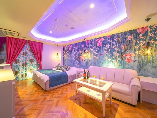 Na fotografii je vidět objekt Hotel Rocco - Adult Only Love Hotel - nacházející se ve městě Nara.