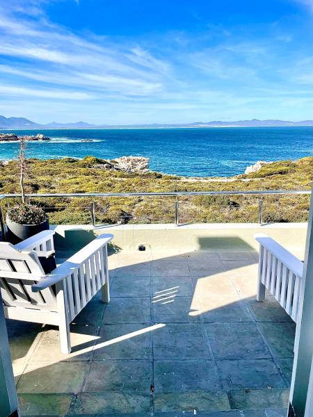 Auf dem Foto ist das Objekt 11 WESTCLIFF RENTALS in der Stadt Hermanus zu sehen.