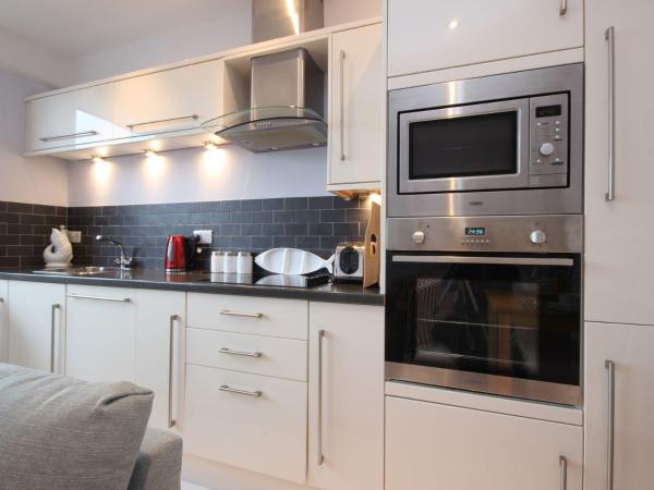 Kuva 7: Flat 1, 32 Newcomen Road