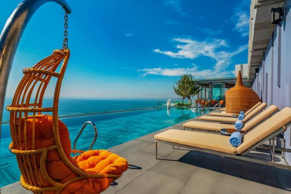 Le Sands Oceanfront Danang Hotel - Đà Nẵng