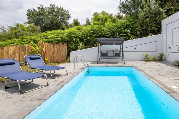 På billedet ses objektet Summer Stories Pool Villa beliggende i byen Potamós.