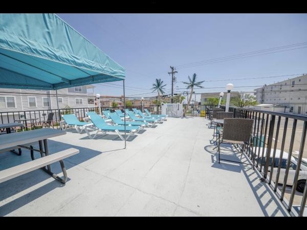 Surfcomber Motel - Cape May, NJ
