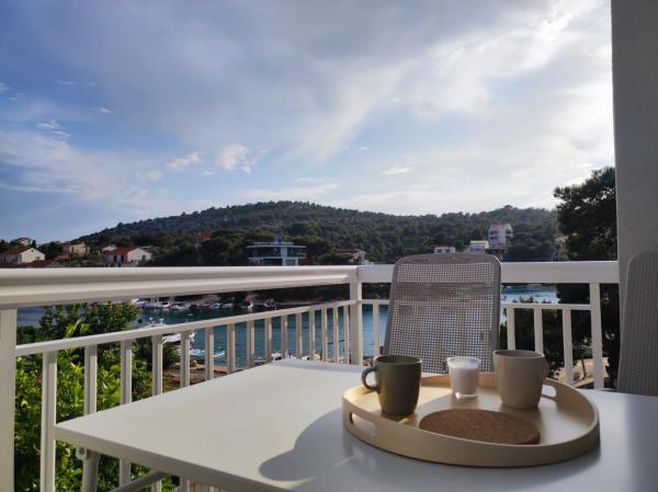 Apartmani Rak - Rogoznica