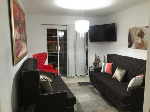 照片显示了位于Arenoso市的New Condo Palma Real 3 bd Apt 5 mins from STi物件。