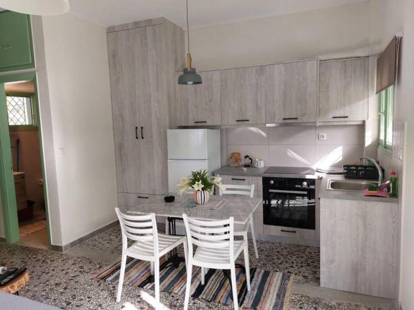 A la foto es mostra l'objecte Vιtamin Sea apartment 8, Απολαυστική διαμονή στον Αλμυροπόταμο! situat a la ciutat de Panayía.