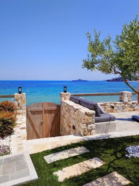 På billedet ses objektet Aura di mare luxury house Thassos beliggende i byen Limenas.