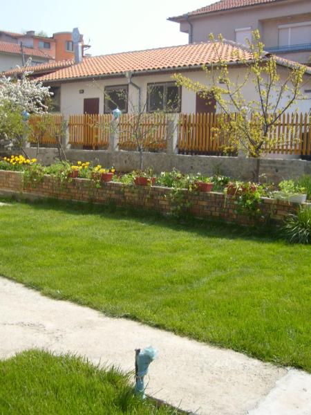 Сотирови, самостоятелни стаи的照片5