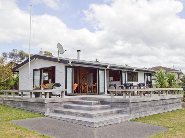 Op de foto is het object Pretty in Pauanui - Pauanui Holiday Home te zien, gelegen in de stad Pauanui.