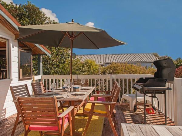 Billede 1: Perfect on Pleasant - Pauanui Holiday Home