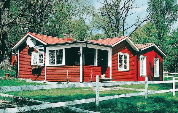 Στη φωτογραφία φαίνεται το αντικείμενο Lovely Home In Ljungsarp With Sauna που βρίσκεται στην πόλη Ljungsarp.