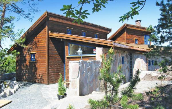Na zdjęciu widoczny jest obiekt Holiday Home Risør Østebøneset położony w mieście Risør.