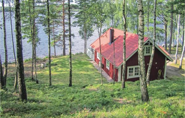 Auf dem Foto ist das Objekt Awesome Home In Hyltebruk With Sauna in der Stadt Löjenäs zu sehen.