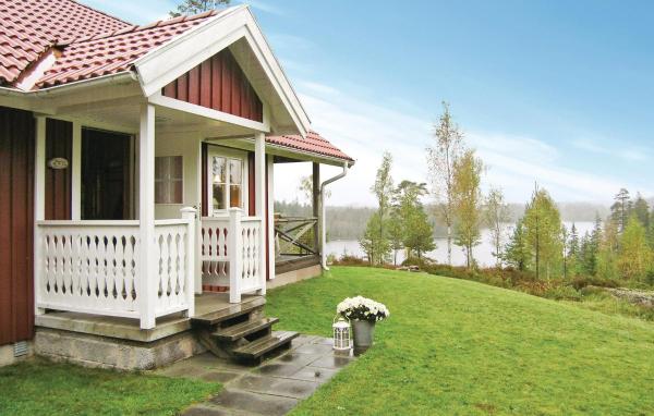 Na zdjęciu widoczny jest obiekt 2 Bedroom Amazing Home In Åsenhöga położony w mieście Hestra.