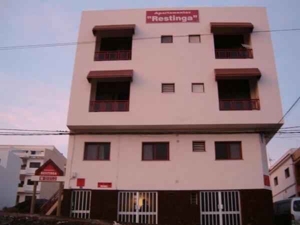 A la foto es mostra l'objecte Apartamentos Restinga situat a la ciutat de La Restinga.
