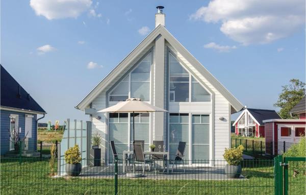 Na fotografii je vidět objekt Beach Front Home In Zerpenschleuse nacházející se ve městě Zerpenschleuse.