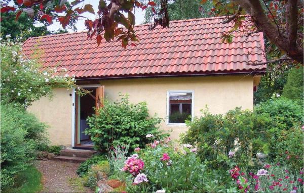 A la foto es mostra l'objecte One-Bedroom Holiday Home In Tomelilla situat a la ciutat de Äsperöd.