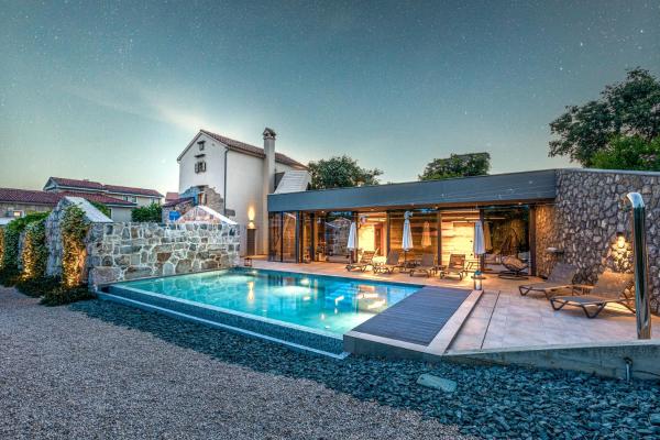 A la foto es mostra l'objecte Luxury Jerini Estate situat a la ciutat de Krk.