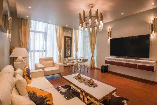 Na fotografii je vidět objekt Luxurious 2BR - Fully Upgraded - High-end facilities nacházející se ve městě Dubaj.