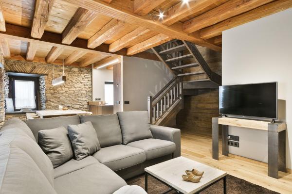 Fotografie 6: Luderna - Casa Les er Haro
