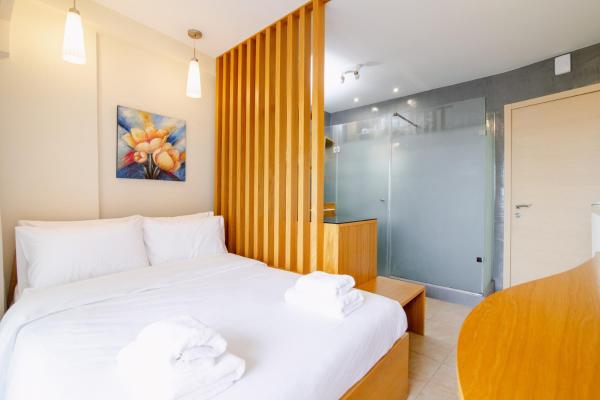 Kassandrou Mini Studios, Saloniki