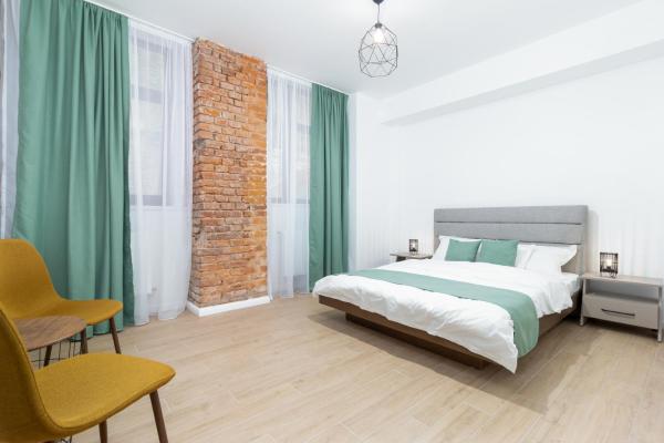 Na fotografii je vidět objekt CADORO City Center Apartments- Ultracentral nacházející se ve městě Oradea.