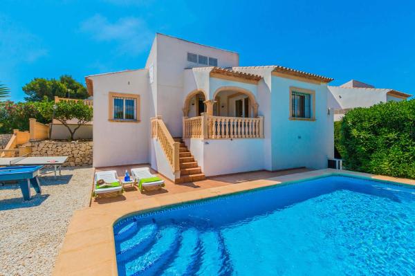 På billedet ses objektet Villa Valeta by Villa Plus beliggende i byen Jávea.