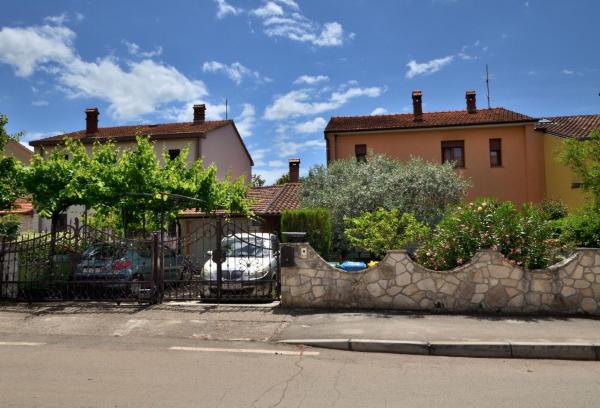 Apartment Kivi - Fažana