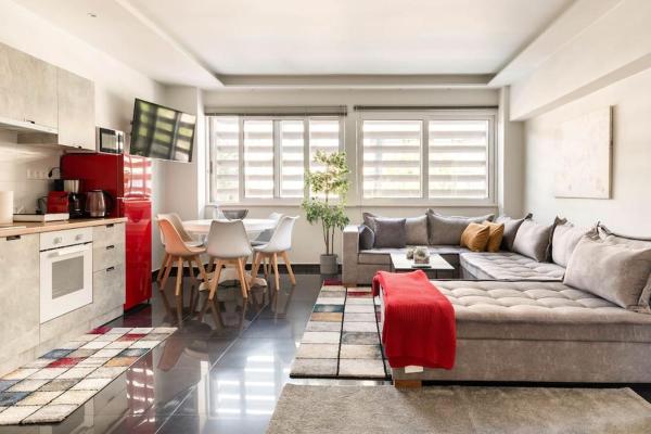 New Amazinglarge Luxury 4br Suite/1min Toacropolis - Athens
