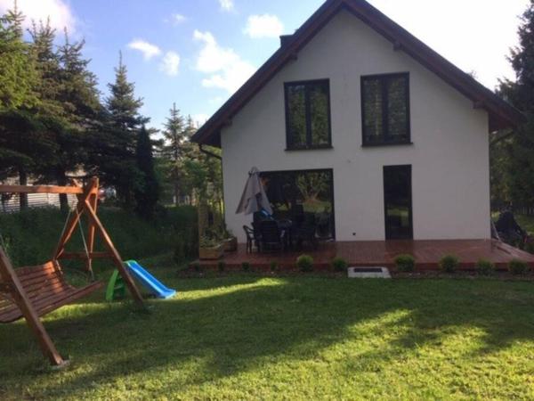 照片显示了位于Grabówko市的Wakacyjny dom na Kaszubach ,jeziora i lasy.物件。