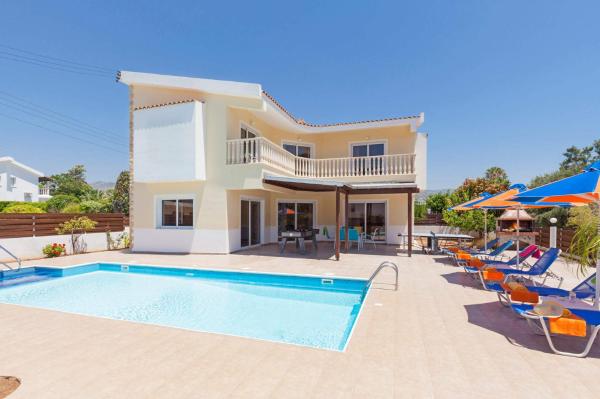 Villa Europa by Villa Plus, Pegeia