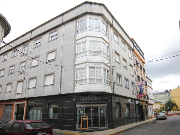 Auf dem Foto ist das Objekt Hotel Restaurante Xaneiro in der Stadt Melide zu sehen.