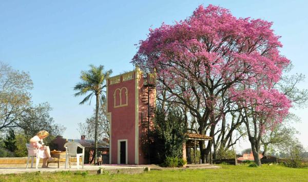 Estancia La Titina, Posada y Reserva Natural