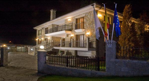 På billedet ses objektet Casa Buda Conors & Spa Boutique beliggende i byen Foz.