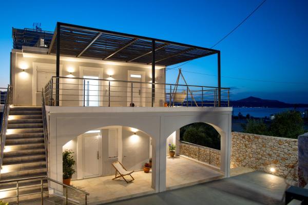 A la foto es mostra l'objecte Villa Denise situat a la ciutat de Kalyves.