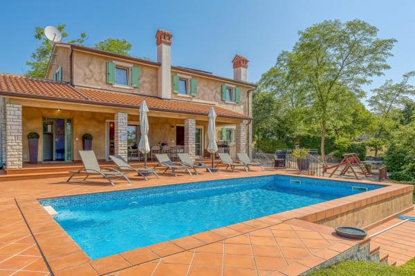 Στη φωτογραφία φαίνεται το αντικείμενο Villa Terracotta που βρίσκεται στην πόλη Šumber.
