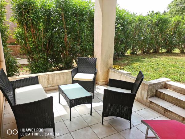 Studio 201 - LES SUITES DE ROBINSON - Résidence avec piscine en bord de Siagne, à Mandelieu-La-Napoule的照片4