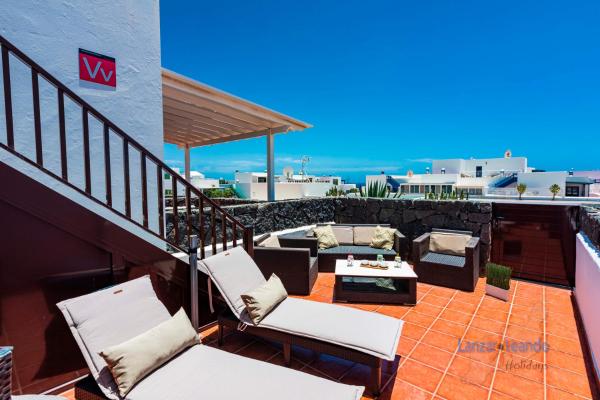 Na zdjęciu widoczny jest obiekt Vivienda Vacacional Casa Shanti położony w mieście Puerto Calero.