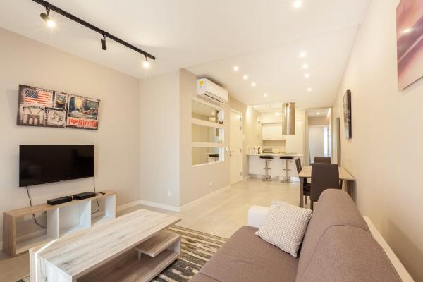 På billedet ses objektet Brand new 1BR in central MALTA beliggende i byen Pietà.