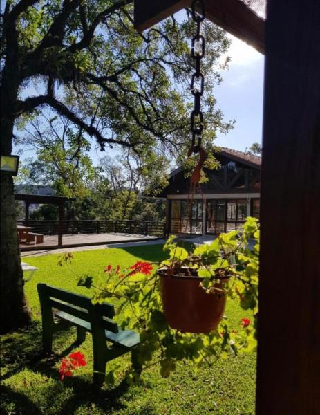 A la foto es mostra l'objecte Apart Hotel Pousada do Serrano situat a la ciutat de Gramado.